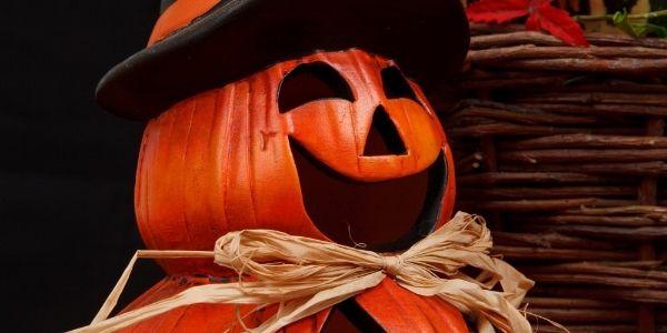 6 home and school Halloween activities for students